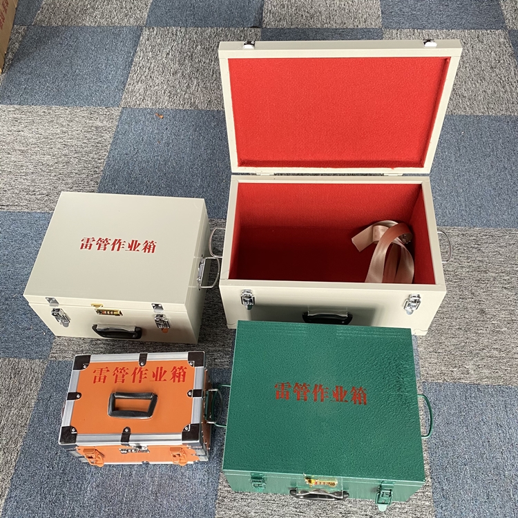 新宾爆破工程作业箱如何选择？玻璃钢与传统材质的全面对比